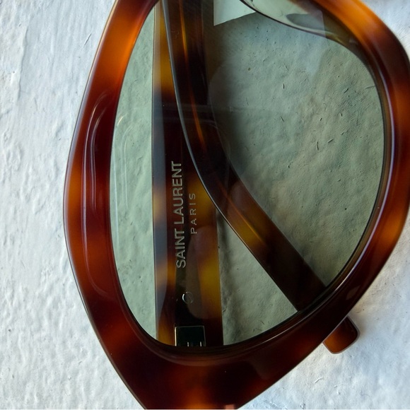 Saint Laurent Brown Cat-Eye Sunglasses - Picture 5 of 8